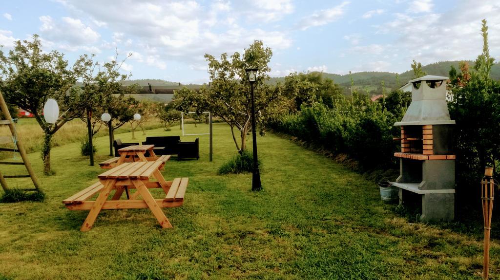Apartamentos Pumarin Santa Marina  Bagian luar foto