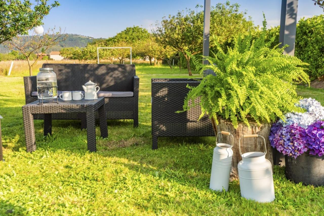 Apartamentos Pumarin Santa Marina  Bagian luar foto